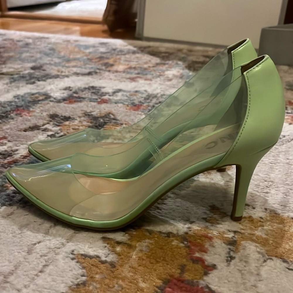 International Concepts INC green pumps